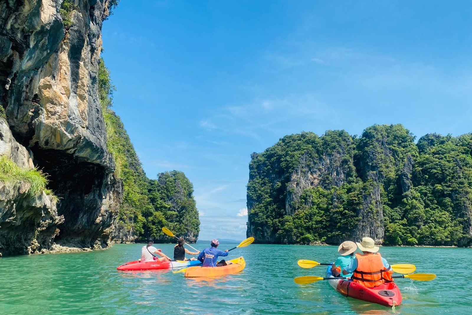 Kayak the Mangroves, Koh Talabeng & Skull Island
